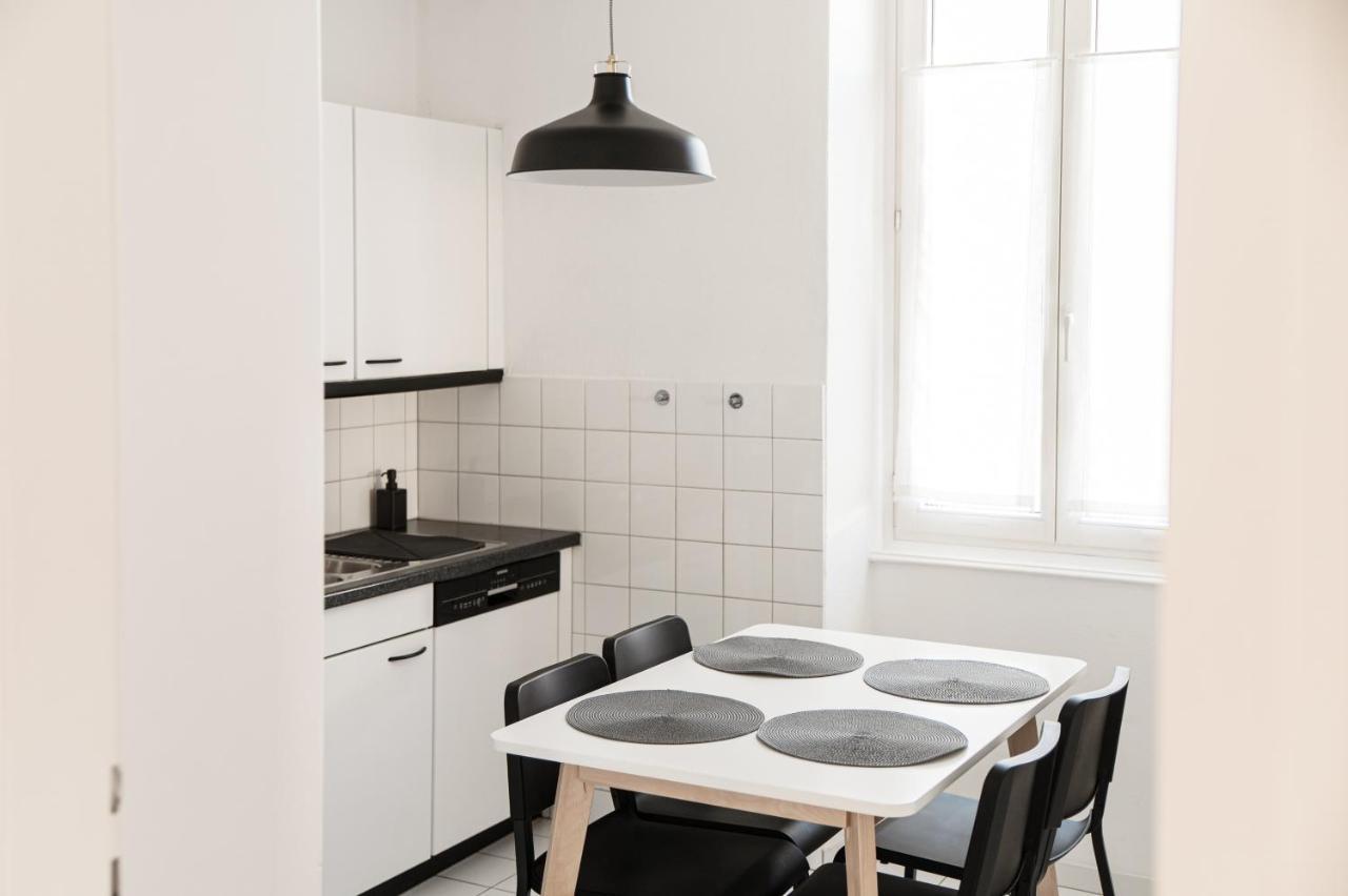 Giuka Apartment By Quokka 360 - Close To The Station Massagno Экстерьер фото